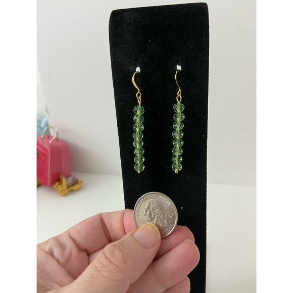 green bead earrings - Picture 2 of 4